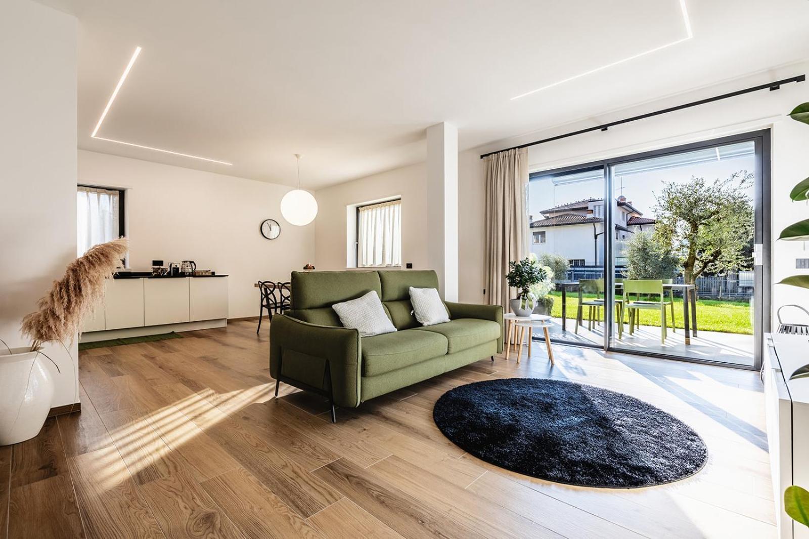 Elvy Garda Living Garden Apartment Riva del Garda Bagian luar foto