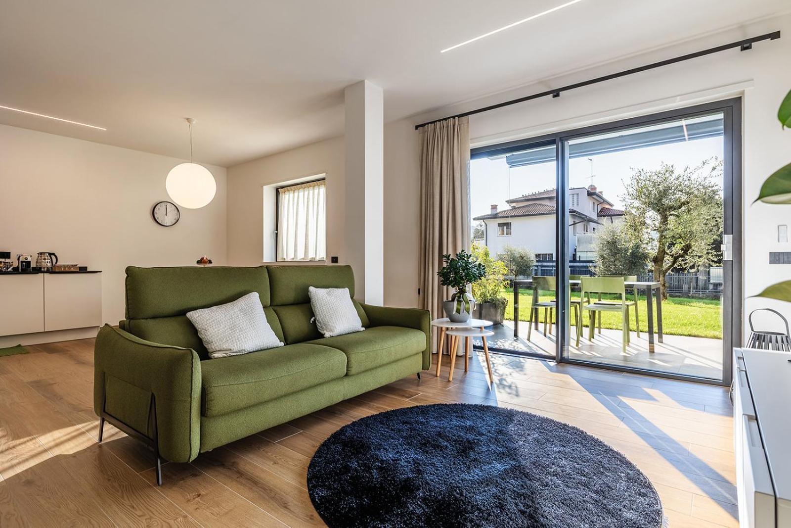 Elvy Garda Living Garden Apartment Riva del Garda Bagian luar foto