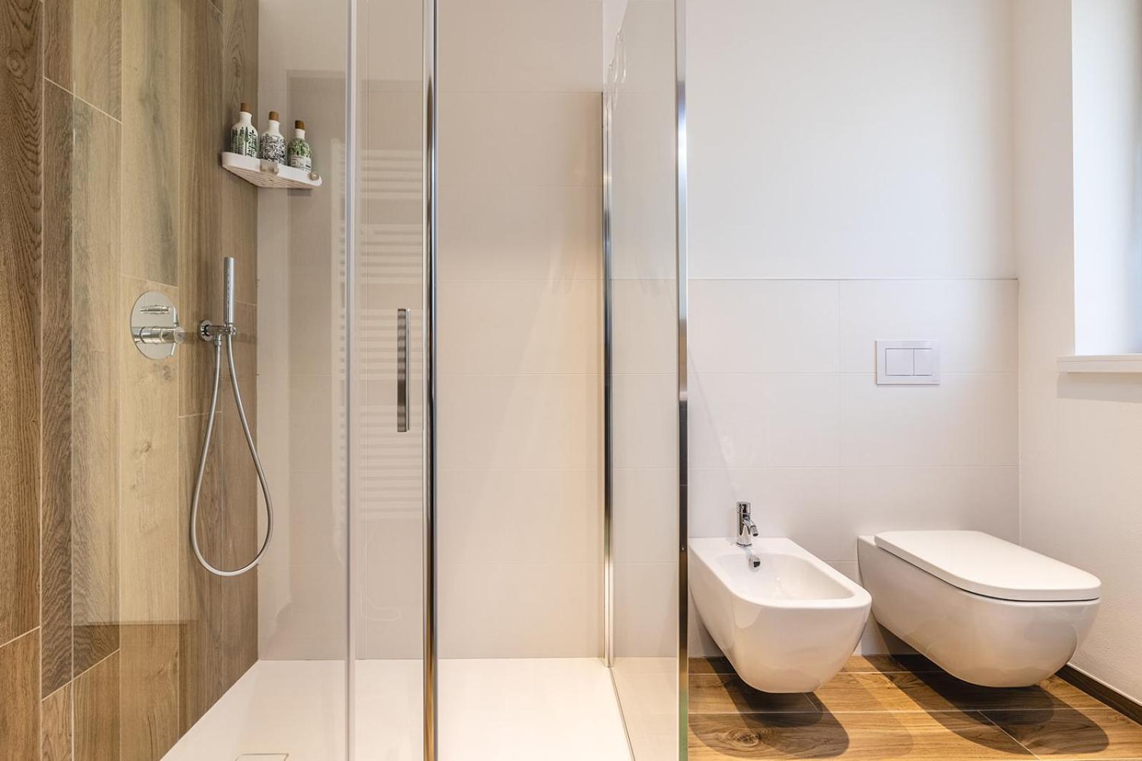 Elvy Garda Living Garden Apartment Riva del Garda Bagian luar foto